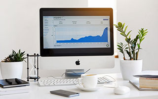 香港黑帮控制娱乐圈内幕：有明星的地方，就有恩怨