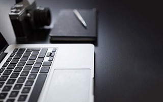 日本女星婚内出轨，身材傲人拍过大尺度裸照，背叛老公偷腥前男友