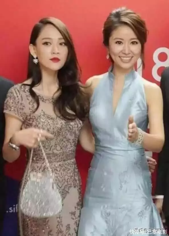 合影杀手身高劣势_娱乐圈女明星身高对比_娱乐圈娇小女明星