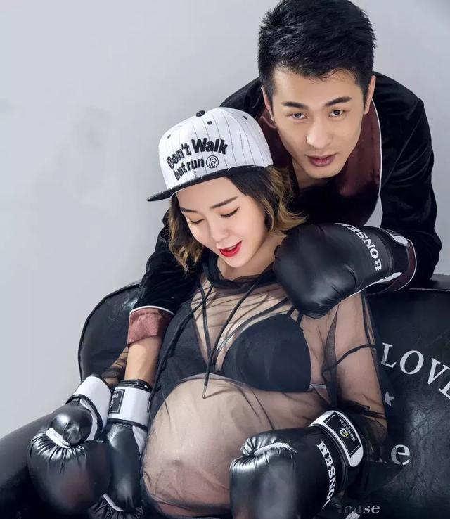 婚礼当“作秀”,热热闹闹捞金,网红辛有志靠直播事业爱情双丰收