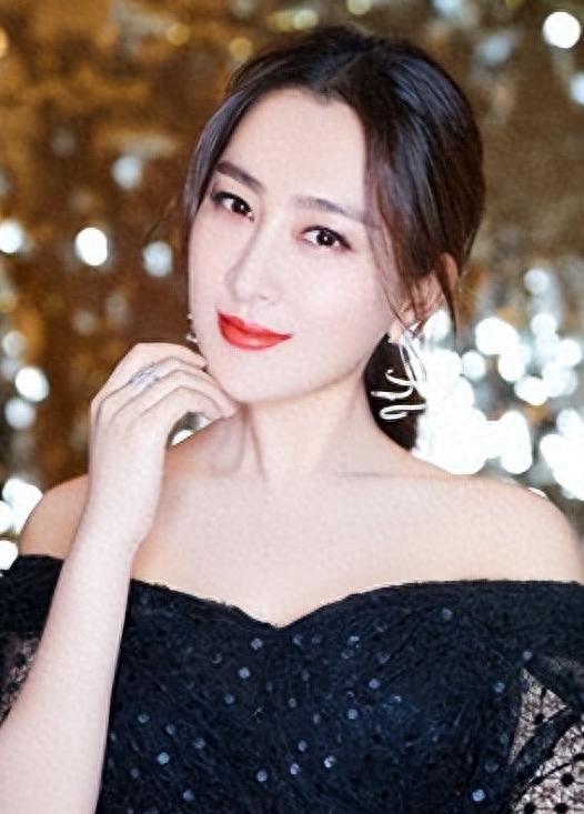“三料影后”马苏现状曝光，44岁仍未婚，曾被男友骂出家门