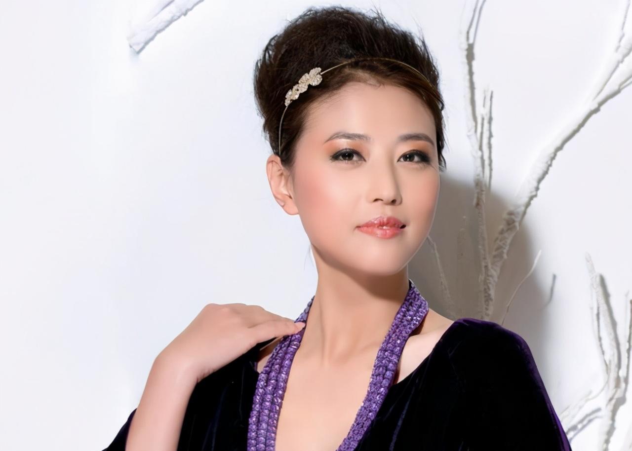 不婚主义 娱乐圈女明星单身原因 女性晚婚现象_哪位女明星是单身